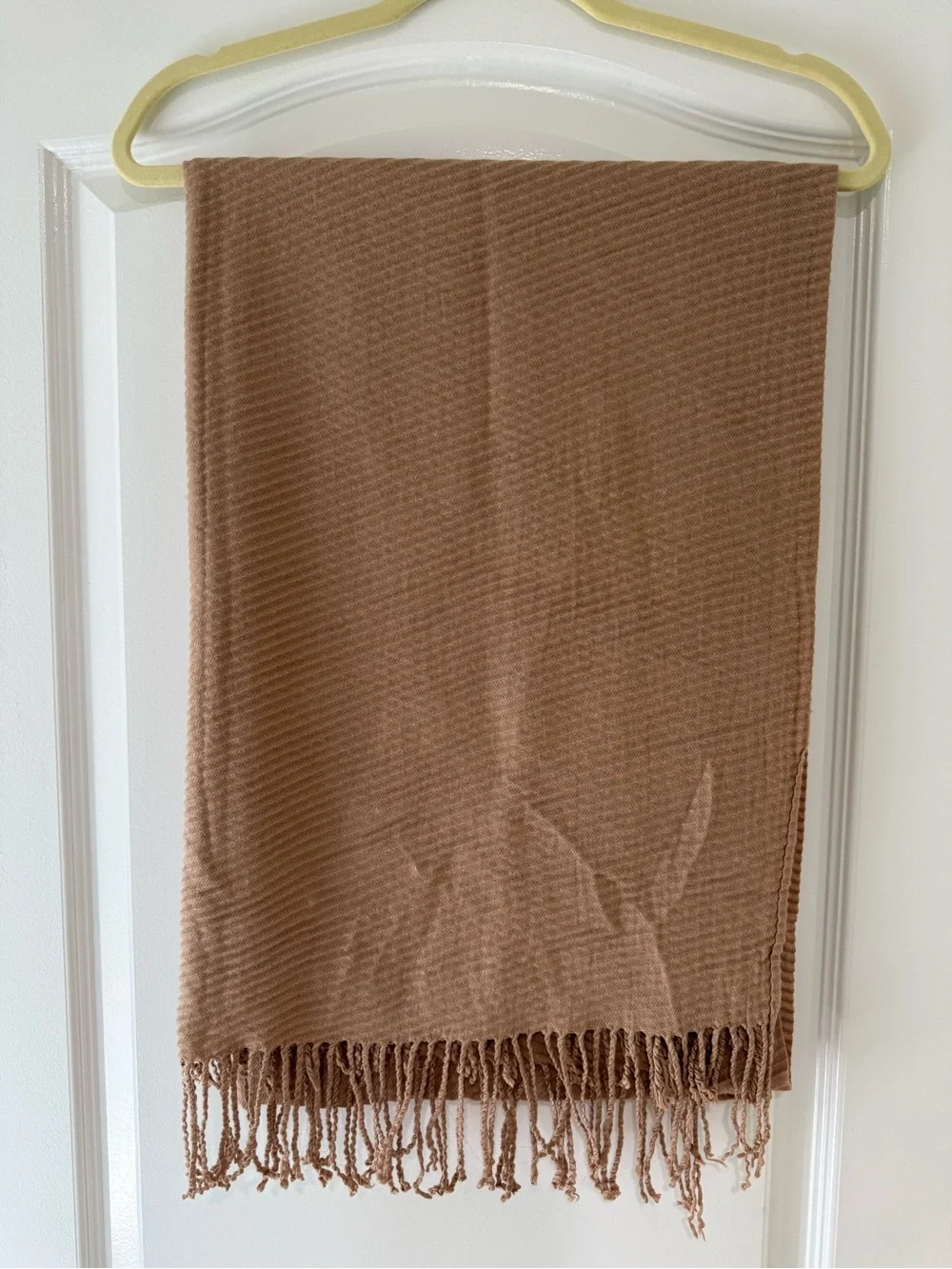 Lightweight Waffle-Texture Fringe Scarf in Camel Brown 84X28